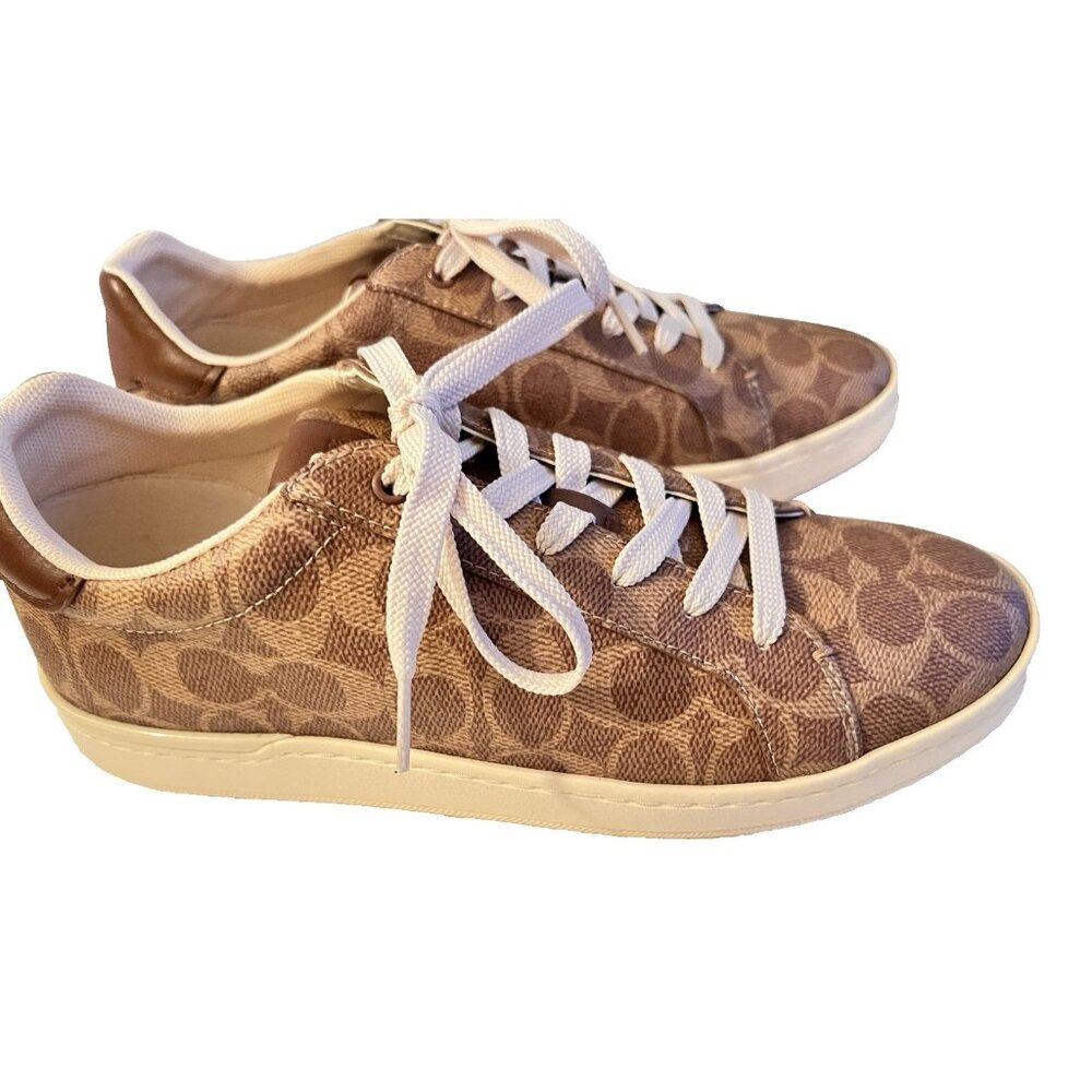 NIB COACH Sz 9.5 Lowline Luxe Signature Coated Canvas Sneaker All Over Logo